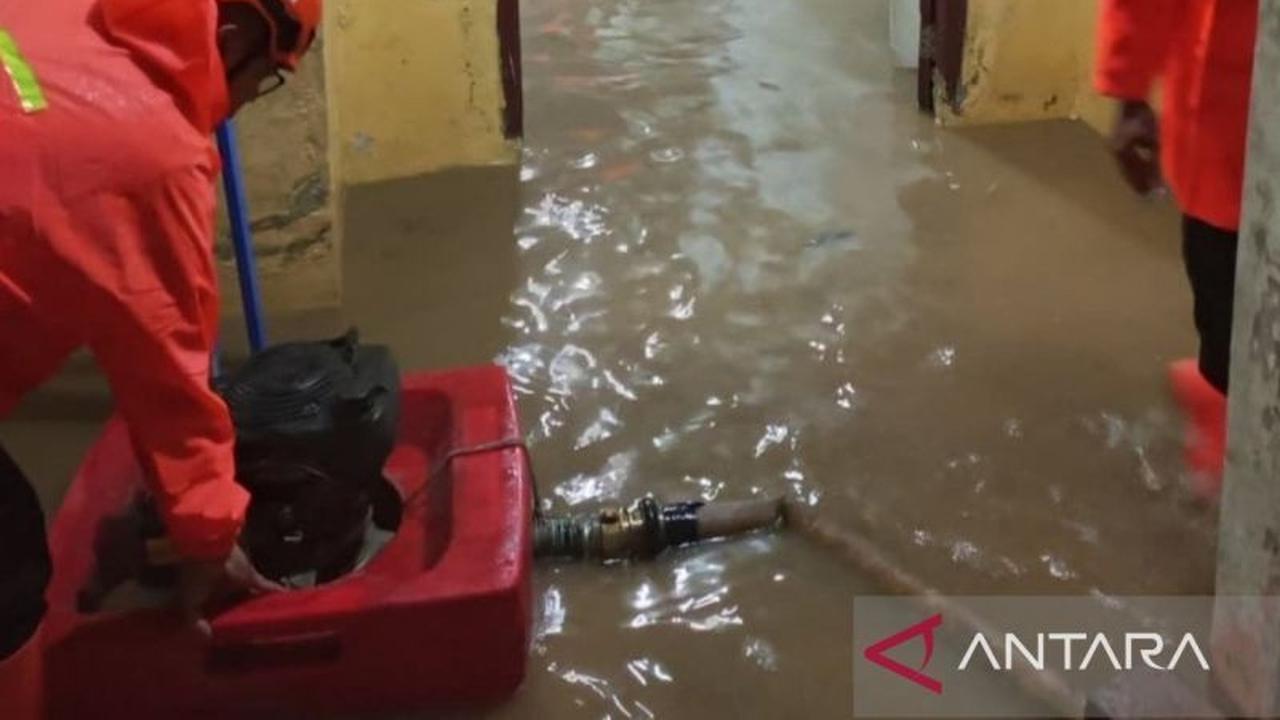 Banjir Kali Cijayanti Bogor Rendam Ratusan Rumah, BPBD Turun Tangan