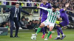 Real Betis sukses menahan imbang Fiorentina 2-2 dalam duel leg kedua semifinal Conference League 2024/2025 di Stadio Artemio Franchi, Jumat (09/05/2025) dini hari WIB. (Marco Bucco/LaPresse via AP)