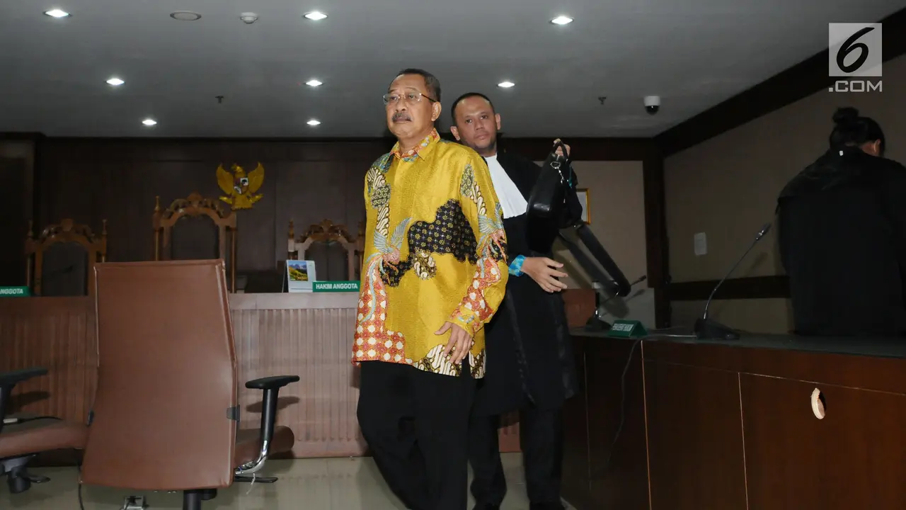Ketua Pengadilan Tinggi Manado, Sudiwardono Jalani Sidang Dakwaan