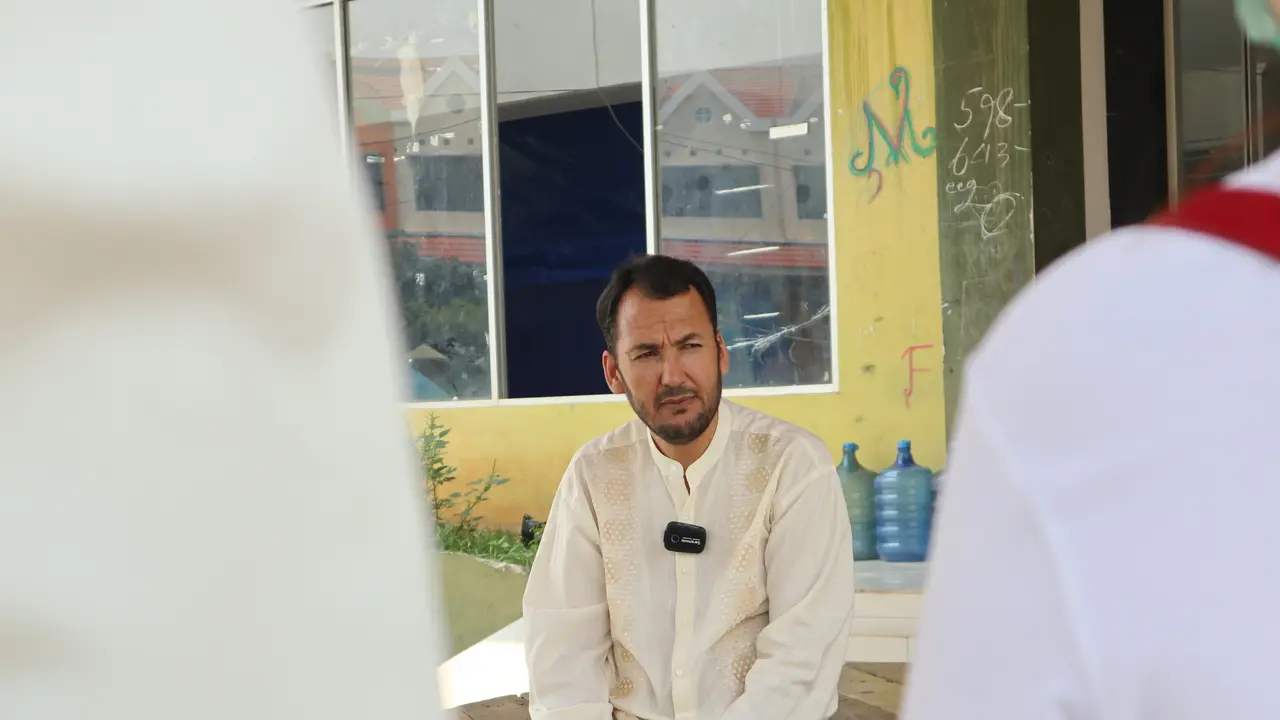 Hasan Rateq, Pengungsi Afghanistan di Indonesia