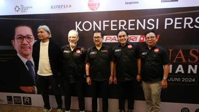 Pressconfrence konser tunggal yang bertajuk "Tony Wenas: The Piano Man".