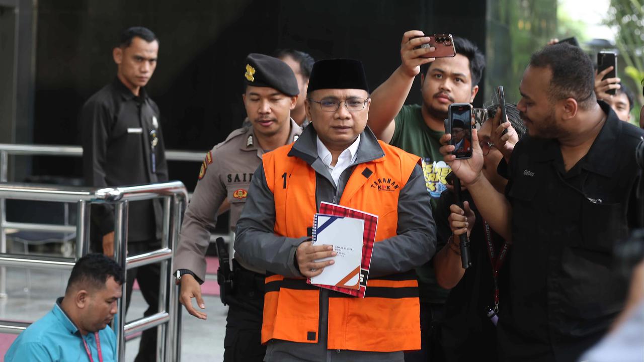 FOTO: Pemeriksaan Yaqut Terkait Dugaan Korupsi Kuota Haji Berlanjut
