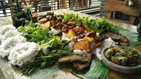 Rekomendasi Tempat Makan Enak di Bandung Barat, Kuliner Keluarga dengan Nuansa Alam Asri