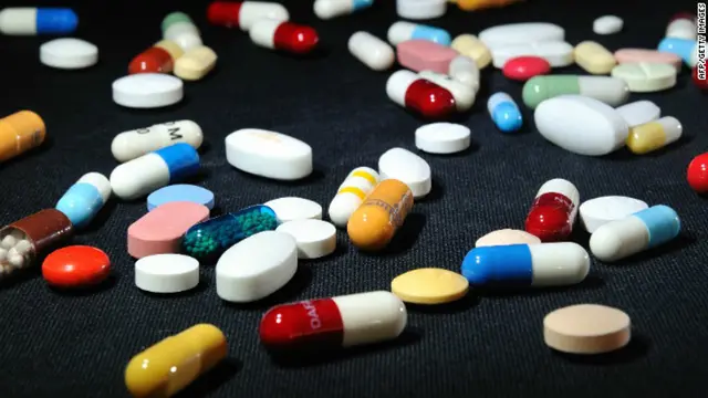 Candu, Gadis Ini Minum 84 Tablet Penghilang Rasa Sakit Tiap Hari