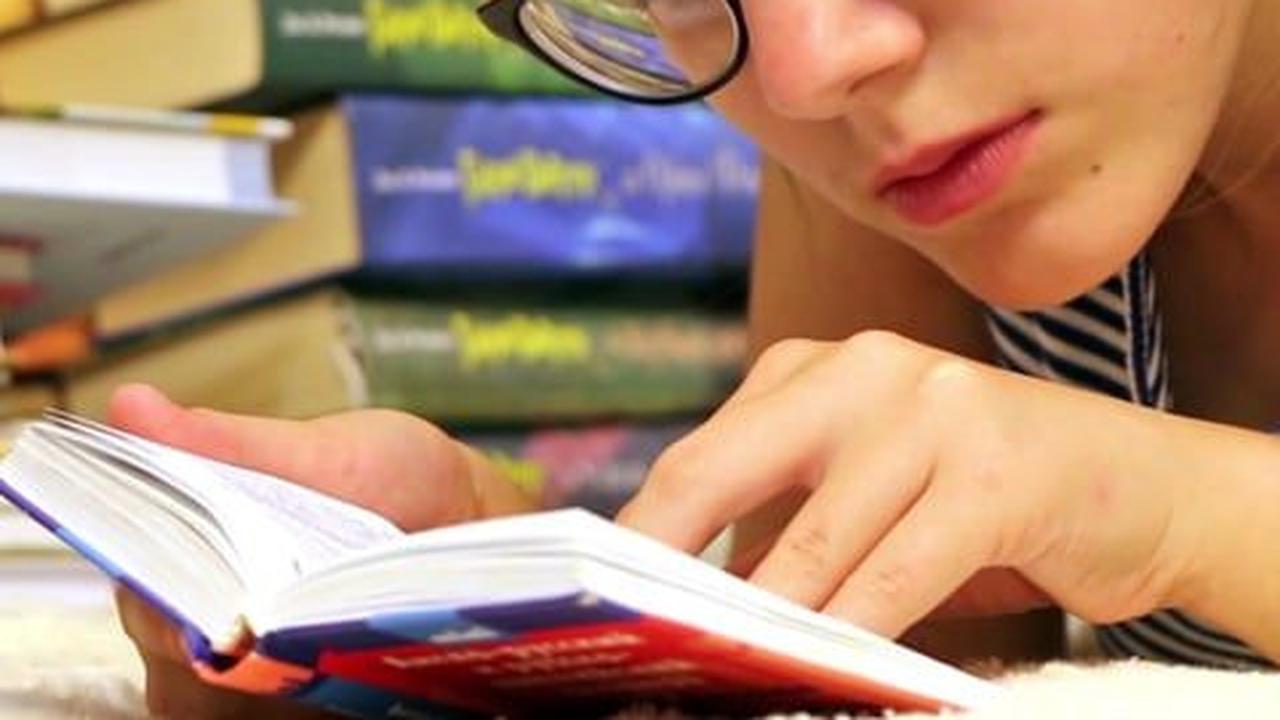 Pengertian dan Ciri Kata Kerja Aktif