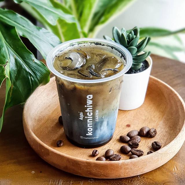 Salah satu menu di Kopi Konnichiwa.(dok. Instagram @kopikonnichiwa/https://www.instagram.com/p/B5hDpirhEp5//Adhita Diansyavira)