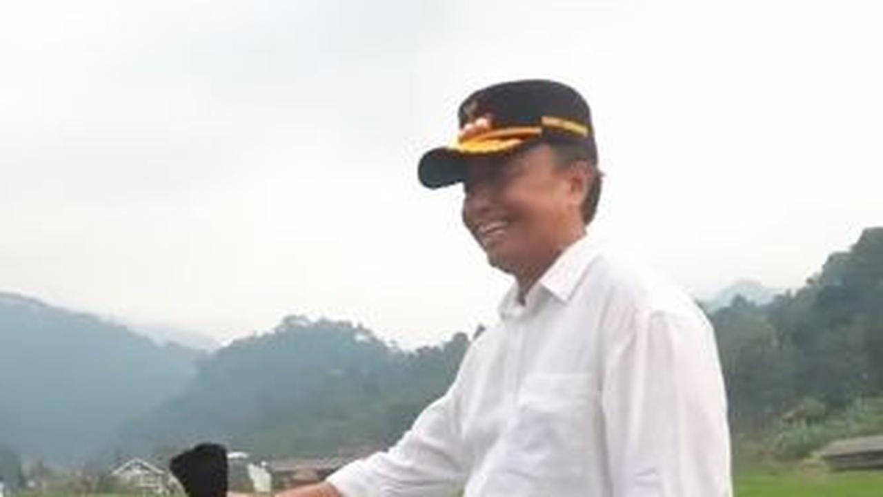 Tentang Herman Suryatman<br>