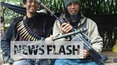  Memburu kelompok teroris Mujahiddin Indonesia Timur (MIT) pimpinan Santoso alias Abu Wardah tak hanya dilakukan dengan operasi bersenjata. Ternyata Polri juga menggunakan cara-cara persuasif.