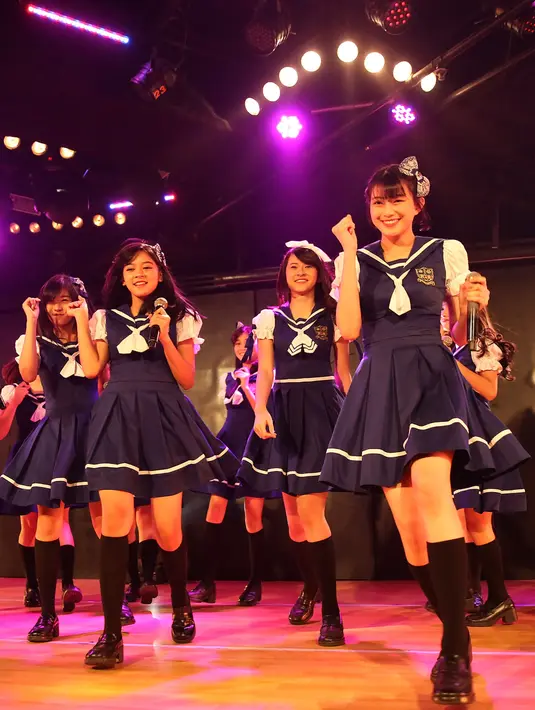 Single ke-17 JKT48 baru saja diluncurkan. Bahkan, judul lagu itu merupakan judul terpanjang sepanjang kariernya. Bahkan, judul itu merupakan judul terpanjang keenam di dunia. (Bambang E. Ros/Bintang.com) 