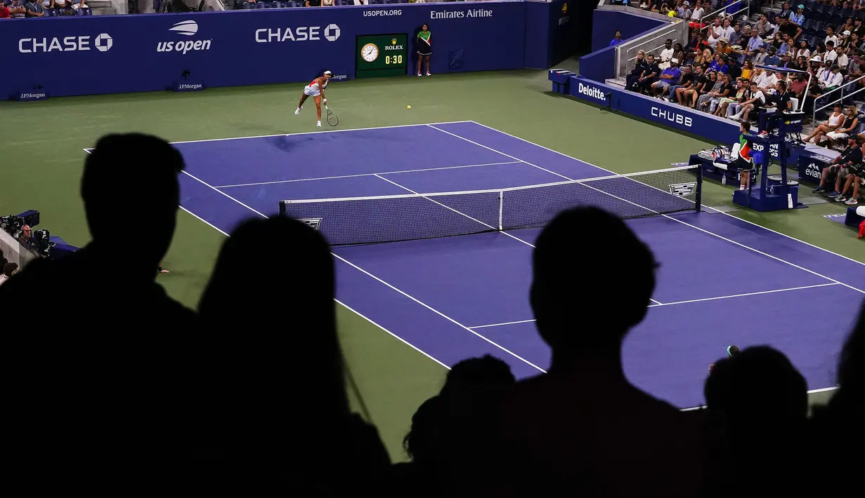 <p>Laga yang berlangsung di Billie Jean King National Tennis Center, Rabu (31/8/2022) pagi WIB, berjalan sengit. (AP/Frank Franklin II)</p>
