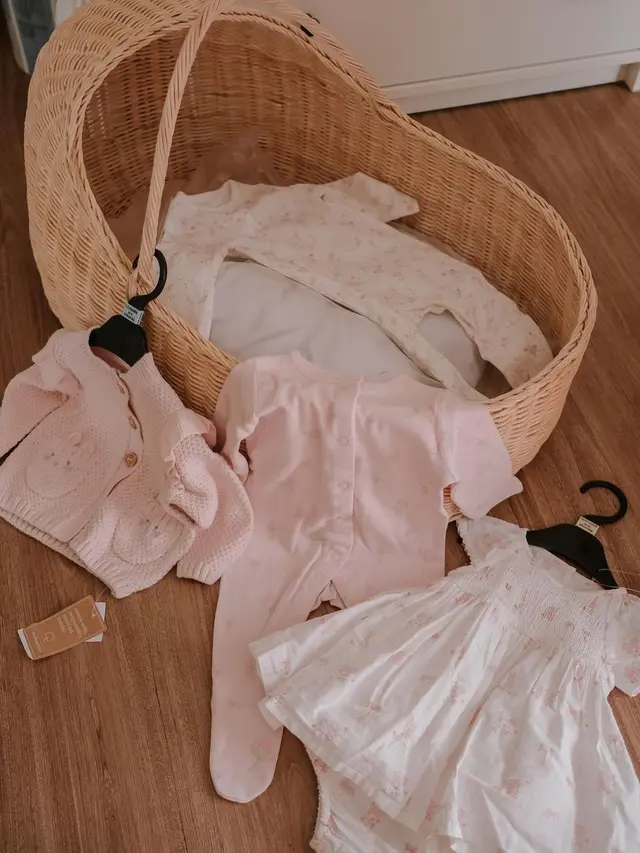 20 Hari Jelang Lahiran, Ini 6 Potret Larissa Chou Quality Time Bareng Anak Pertama