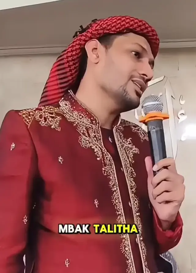 7 Potret Talitha Curtis berhijab saat ikut kajian, bahagia dapat tiket umrah