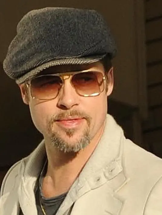 “Brad sangat diprioritaskan oleh Jimmy. Dia (Jimmy) sangat ingin pertunjukkannya menjadi tempat pemberhentian Brad mulai saat ini,” ujar sumber. (Instagram/brad.pitt.official)