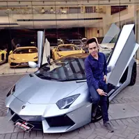 Perjuangan Ferlly Gunawan, pertahankan bisnis jual mobil mewah di tengah pandemi.