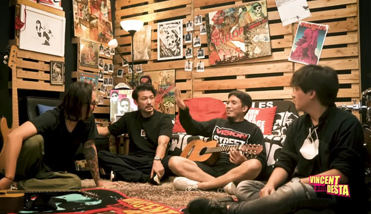 Rio Dewanto (Youtube/Vincent and Desta)