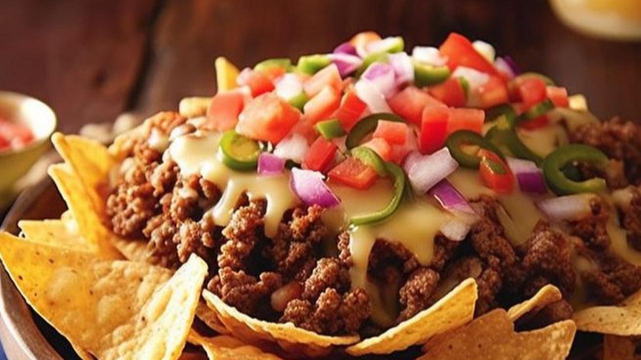 Bagaimana Nachos Menjadi Makanan Ikonik Dunia? Cari Tahu Sejarahnya di Sini!