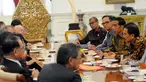 Presiden Joko Widodo menerima delegasi Kamar Dagang dan Industri Jepang (Japan Chamber of Commerce and Industry) di Istana Merdeka, Jakarta, Senin (2/2/2015). (Liputan6.com/Faizal Fanani)