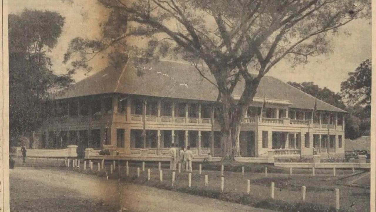 Bangun infrastruktur hingga sekolah