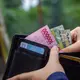 Berhemat memang penting untuk mencapai tujuan finansial, tetapi terlalu lama menahan diri juga bisa membuat hidup terasa melelahkan. Dengan budget yang lebih seimbang, kamu tetap bisa menabung sekaligus menikmati hasil kerja. (Foto/Dok: Pexels)