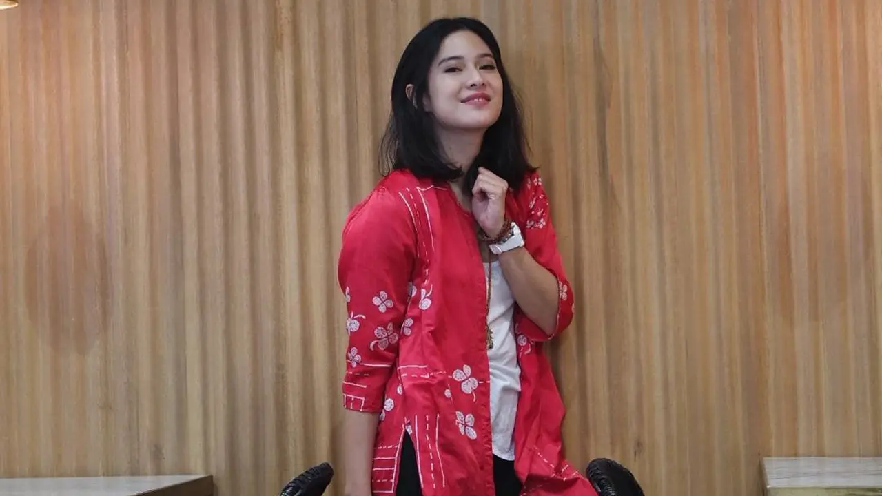 [Bintang] Dian Sastrowardoyo
