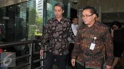 Rizal Affandi Lukman keluar dari Gedung KPK, Jakarta, Selasa (29/3/2016). Komitmen para pemimpin G 20 dalam pemberantasan korupsi yakni pelarangan pemberian visa kepada para koruptor di negara peserta G 20. (Liputan6.com/Helmi Afandi)