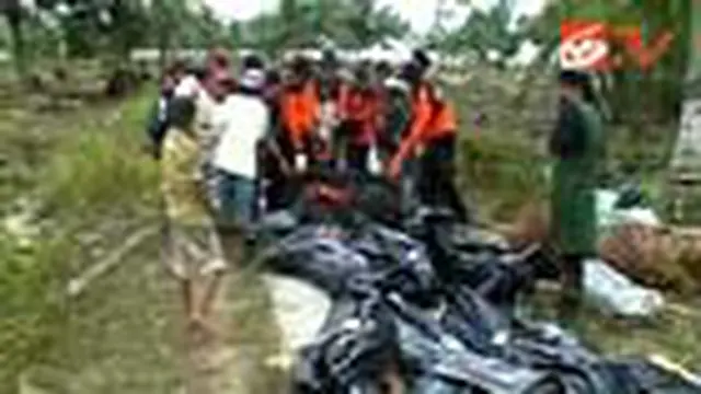 Para Korban Masih Menunggu Bantuan