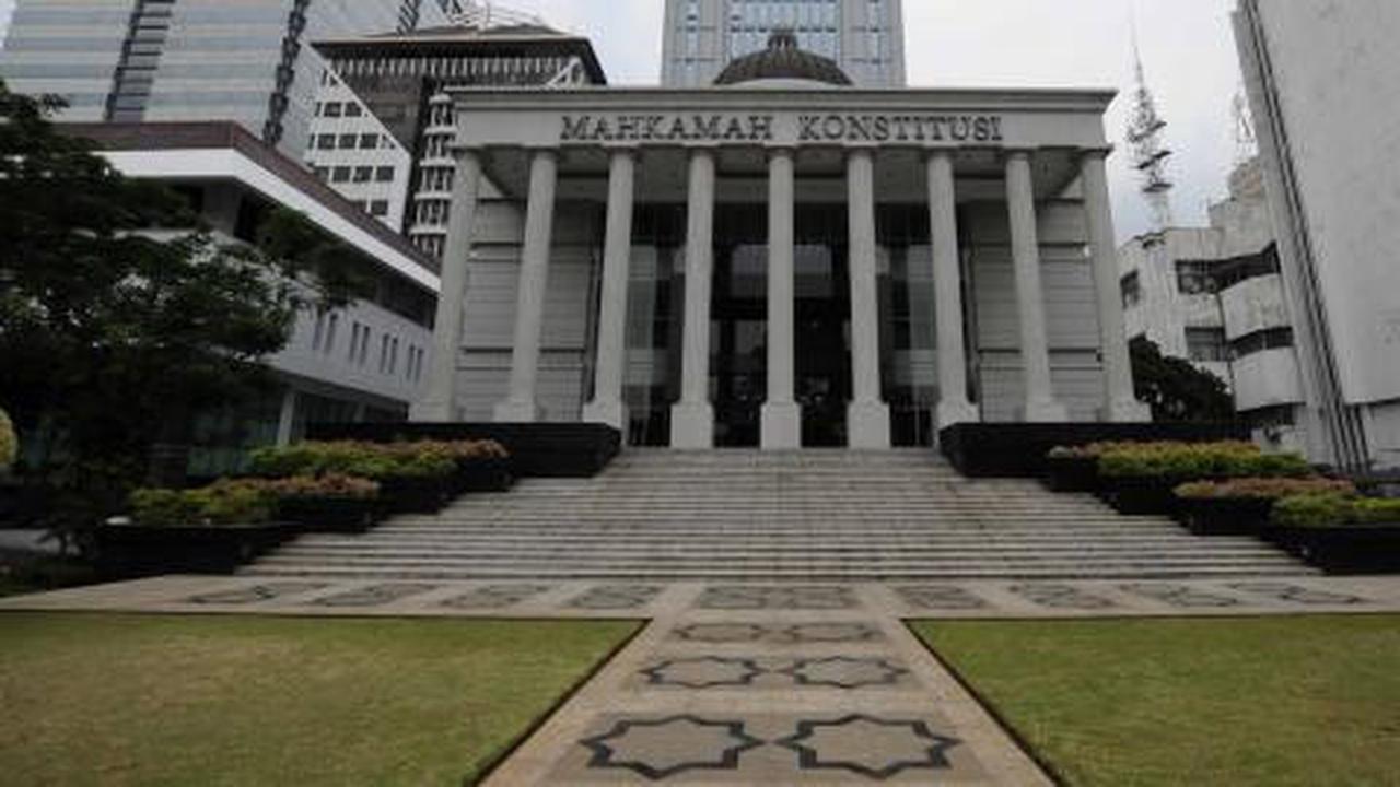 Kisah Machica Mochtar perjuangkan anak hasil nikah siri ke MK