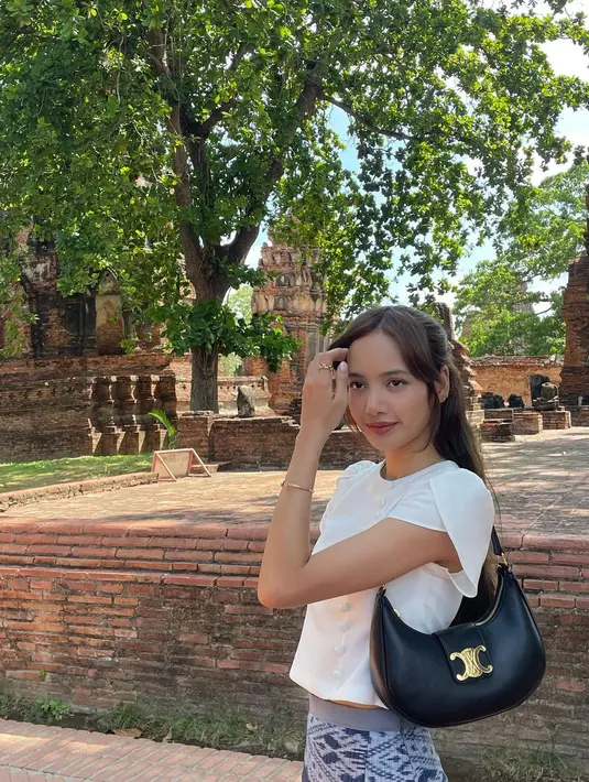 <p>Penampilan Lisa BLACKPINK saat mudik ke kampung halaman, Thailand, baru-baru ini ramai disorot. [Foto: IG/lalalalisa_m].</p>