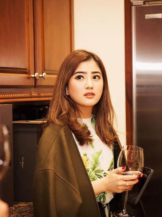 Valencia Tanoesoedibjo (Sumber: Instaram/valenciatanoe)