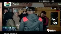 Jenazah Kopda Anumerta Dwi Purnomo disemayamkan di rumah duka Desa Banjarpanjang, Kecamatan Ngariboyo, Kabupaten Magetan, Selasa (18/2). Rencananya jenazah Kopda Anumerta Dwi Purnomo, dimakamkan dengan upacara militer di tempat pemakanan umum (TPU).