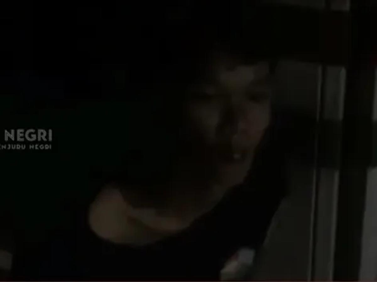Kronologi Pembegalan, Rampas Handphone Korban