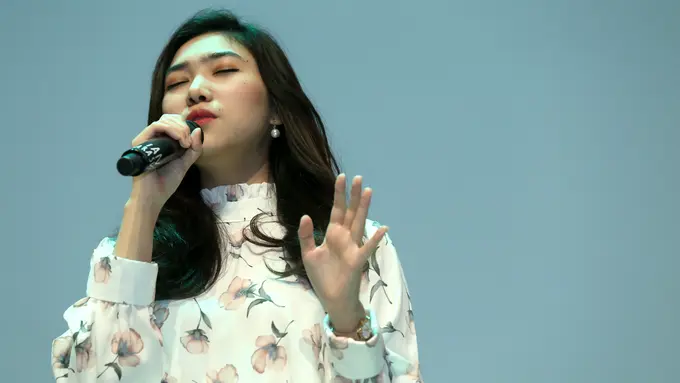 [Bintang] Isyana Sarasvati