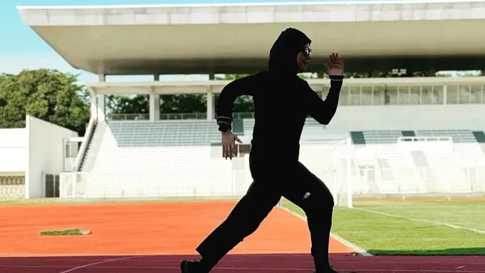 Potret Natasha Rizky Latihan Lari