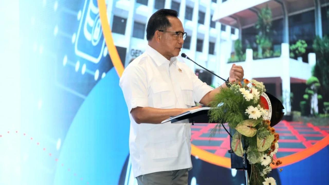 Dari Bansos hingga Keuangan Digital, Mendagri Ungkap Peran Kunci Data Dukcapil