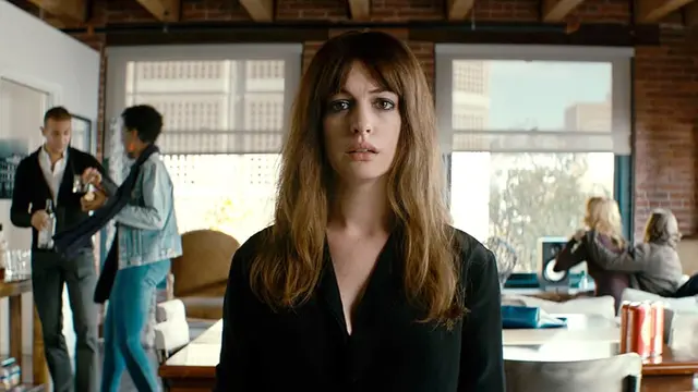 Colossal (2016)