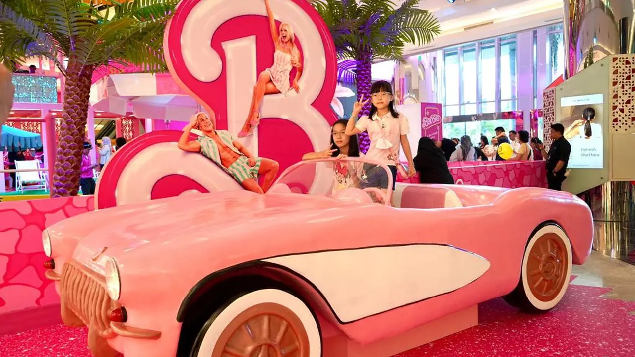 Barbie The Movie akan hadir di area Neo Atrium dengan konsep Barbie Dream House yang penuh dengan keseruan