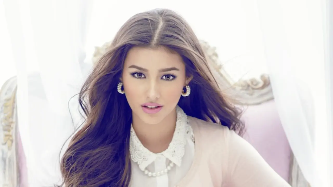 Liza Soberano