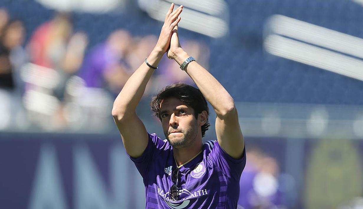 1. Kaka, Orlando City – 7.167.500 dollar AS atau sekitar 94,05 miliar rupiah per tahunnya. (AFP/Alex Menendez) 