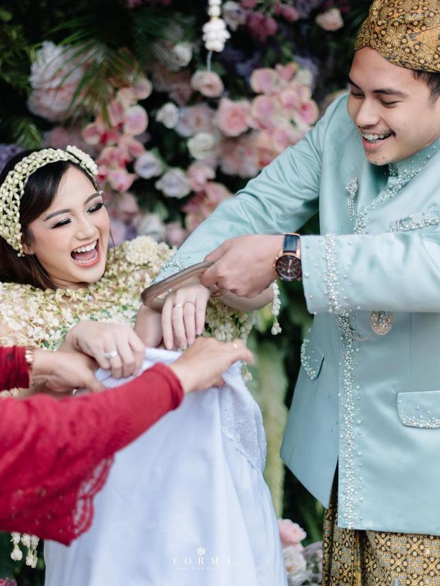 7 Potret Tasyakuran dan Siraman 7 Bulan Kehamilan Nanda Arsyinta, Digelar Mewah