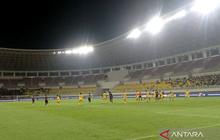 Drama di Banten: Gol Penalti Bruno Moreira Gagalkan Kemenangan Dewa United, Persebaya Imbang Meski Main 10 Orang!