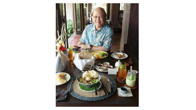 7 Potret Terbaru Mario Teguh, Masih Aktif Berikan Motivasi
