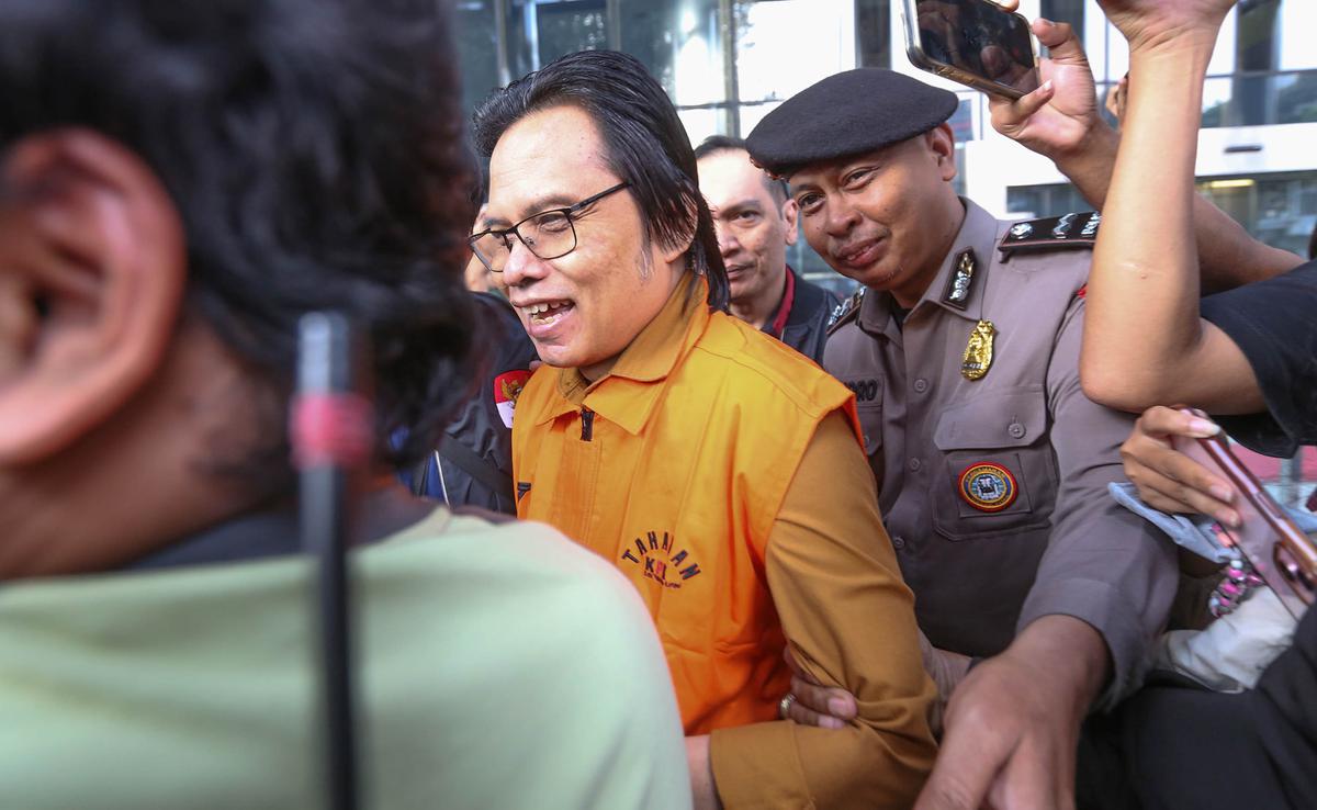 Mantan Sekjen MPR Ma'ruf Cahyono Resmi Ditahan KPK