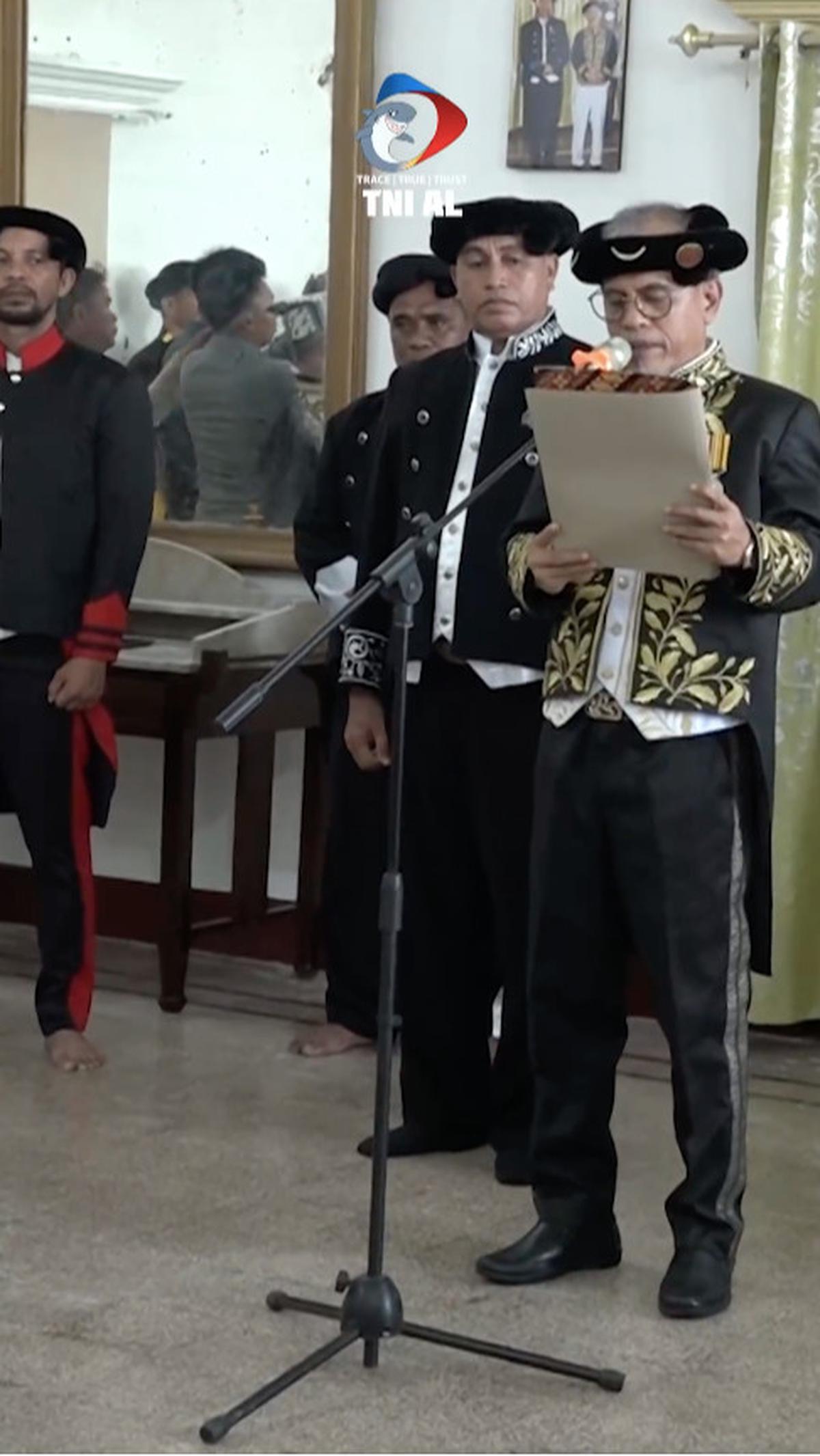 Kasal Terima Gelar Penguasa Lautan