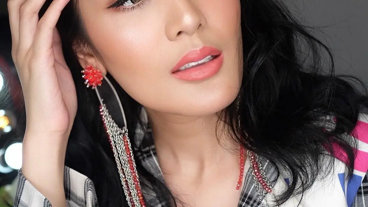Nindy Ayunda