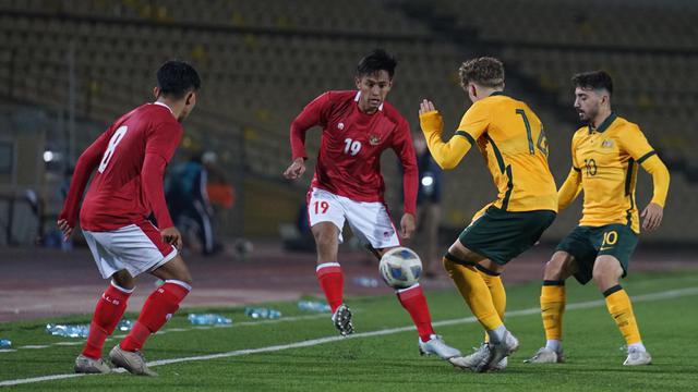 Foto: Timnas Indonesia U-23 Kalah Tipis dari Australia, Namun Permainannya Menjanjikan