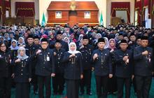 Khofifah Minta Ratusan Pejabat Baru Jawa Timur Maksimalkan Pengabdian dan Kinerja
