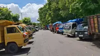 Ratusan Truk Sampah Kepung Kantor Gubernur Bali, Protes Soal TPA Suwung