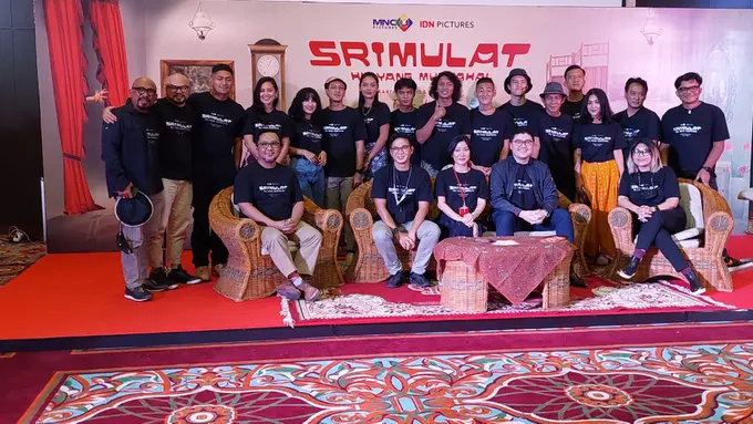 Para pemain film Srimulat: Hil yang Mustahal