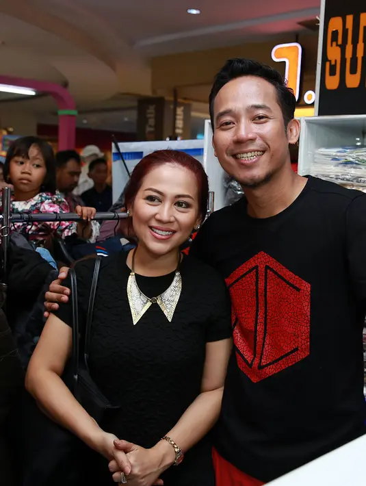 Beberapa artis lain juga melakukan hal sama, ketemu sama fans langsung. Itu salah satu strategi marketingnya. (Deki Prayoga/Bintang.com)