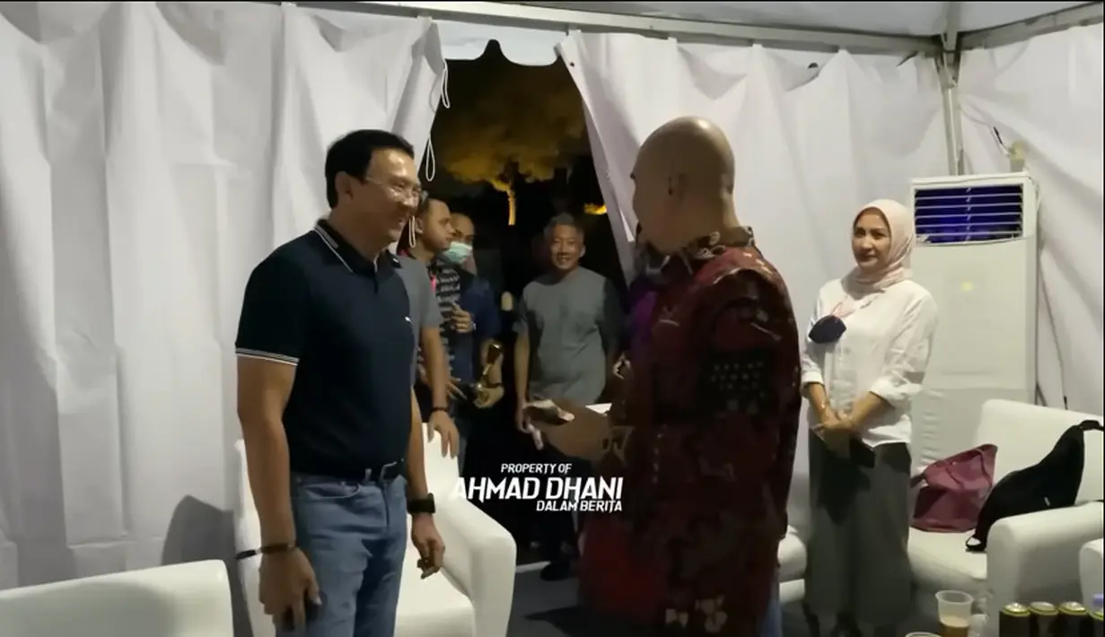 [Youtube/AHMAD DHANI DALAM BERITA]